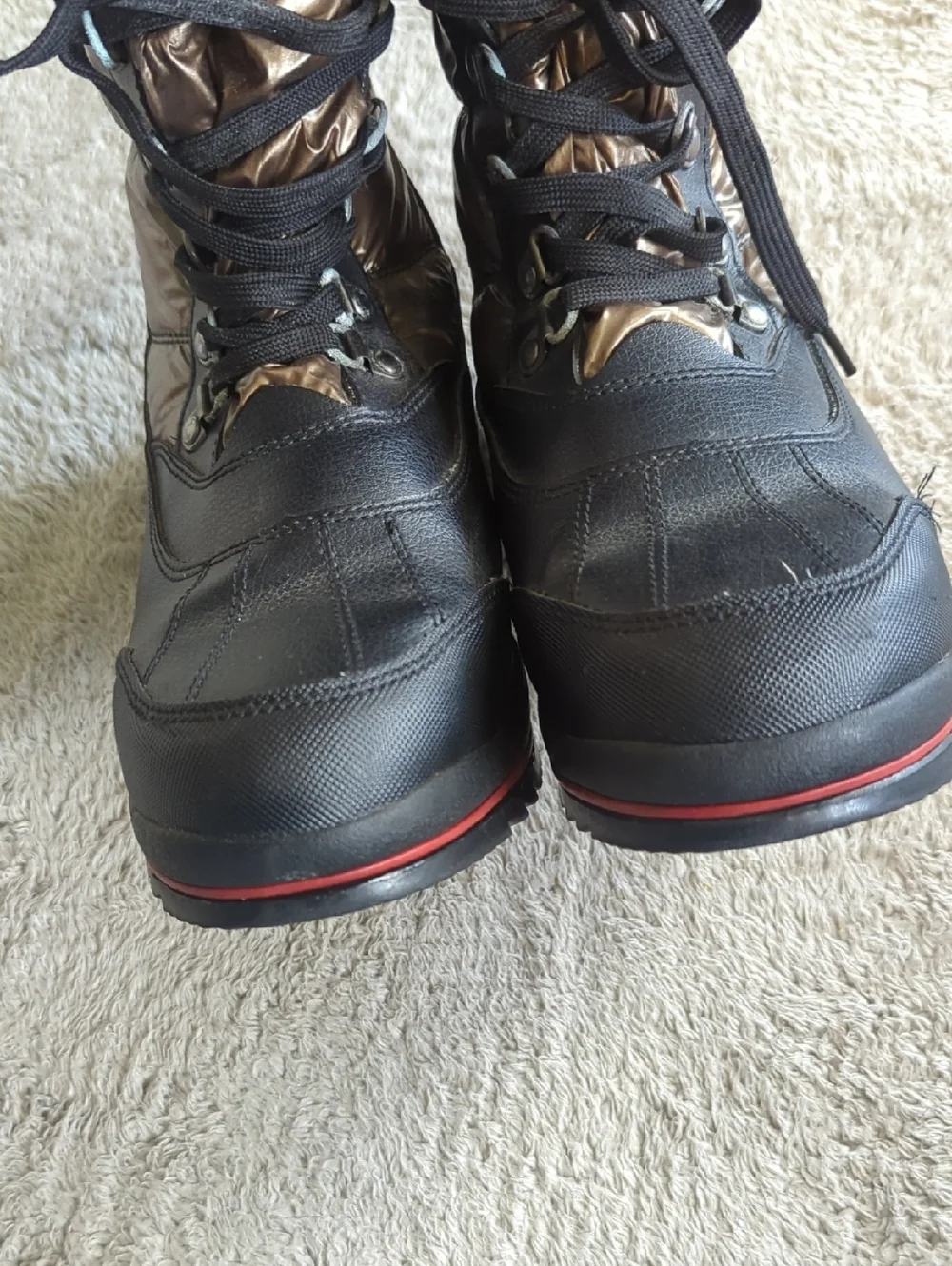 Cougar Canada Size 9M Puffer Waterproof Winter Duck Boots Black‎ Bronze Metallic